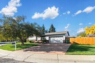 Building Photo - 7289 Union Ct