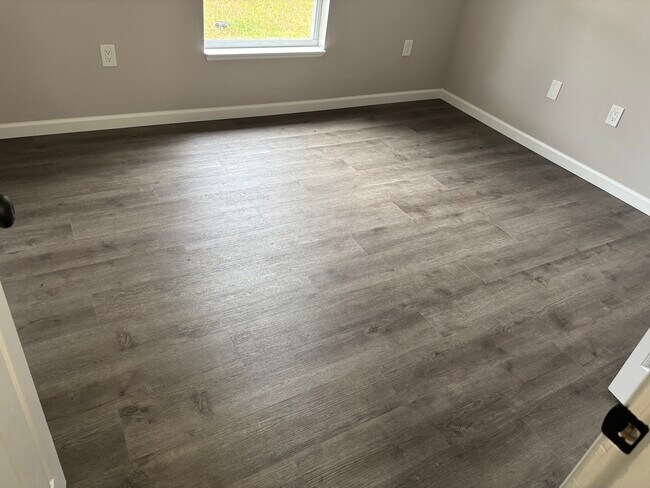 Foto del edificio - 2436 Whitehorse St