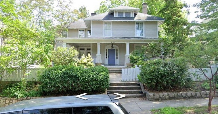 Foto del edificio - 1003 Lamond Ave