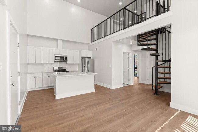 Building Photo - 1100 Bladensburg Rd NE