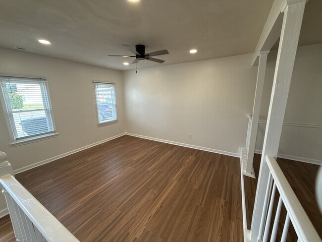 Foto del edificio - 5537 Lynbrook Landing