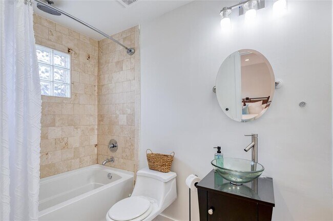 Foto del edificio - 2526 Durwood St