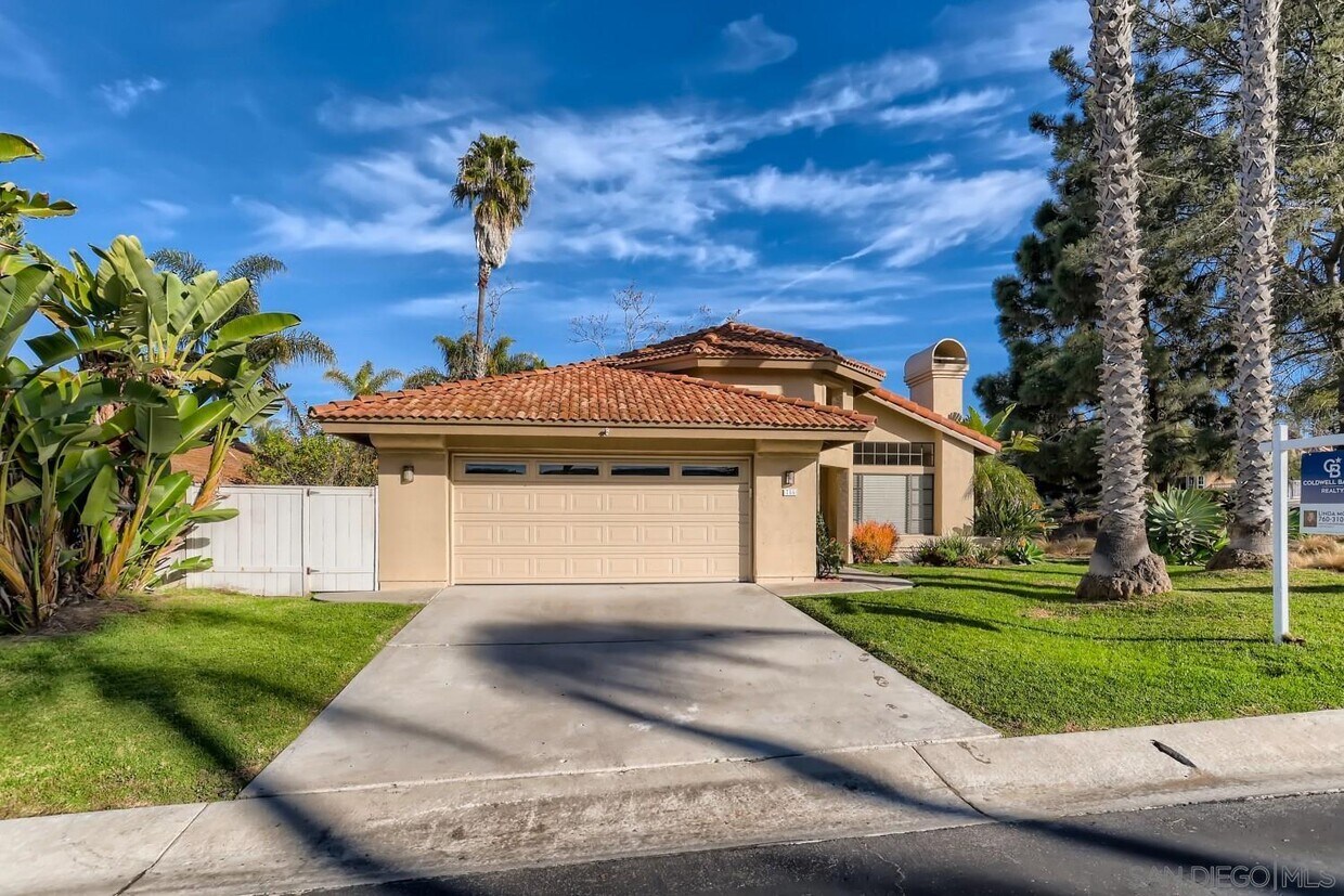 756 Poinsettia Park S, Encinitas, CA 92024 House for Rent in