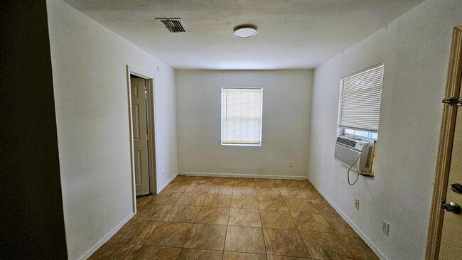 Foto del edificio - 9034 Triola Ln