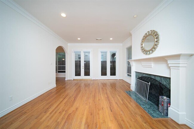 Building Photo - 1800 Staffordshire Crescent