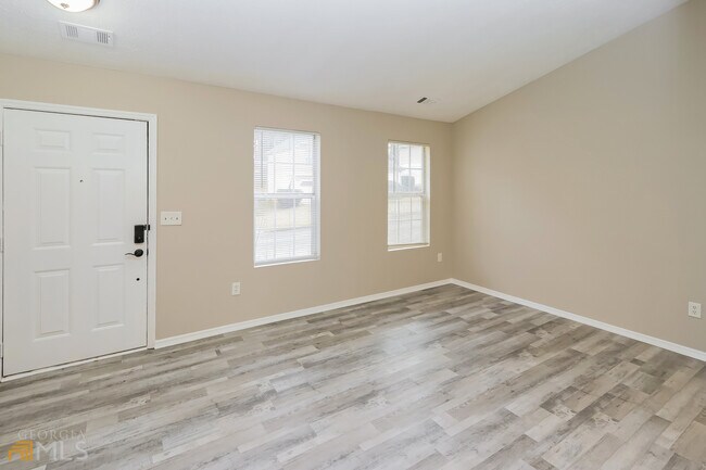 Foto del edificio - 1608 Clifton Downs Dr SE