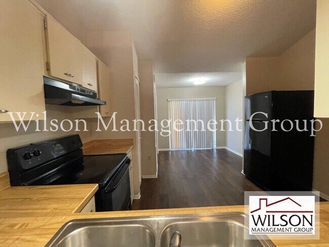 Building Photo - 2 br, 2 bath House - 10039 Massey Street