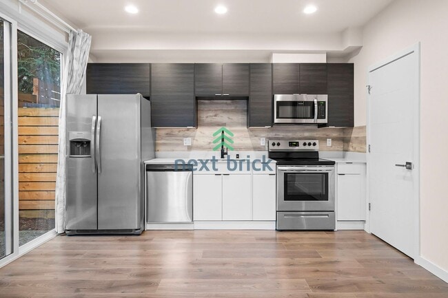 Foto del edificio - 2 Bed 2 Bath Single-family House Available for Rent!