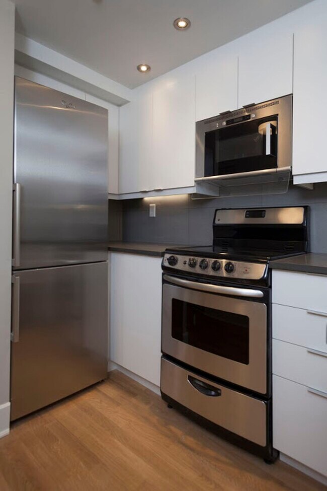 Building Photo - 3455 Rue Aylmer