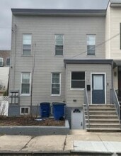 Building Photo - 9 Nesbitt St