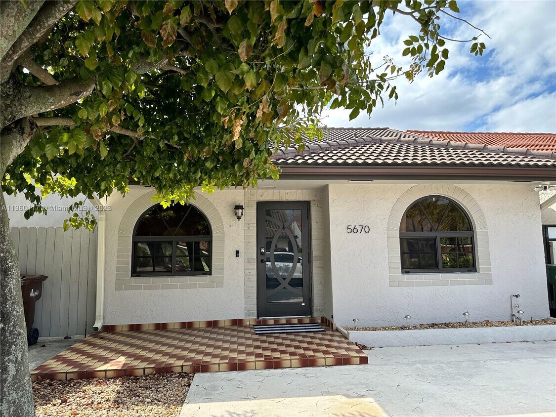 5670 W 20th Ct, Hialeah, FL 33016 House Rental in Hialeah, FL