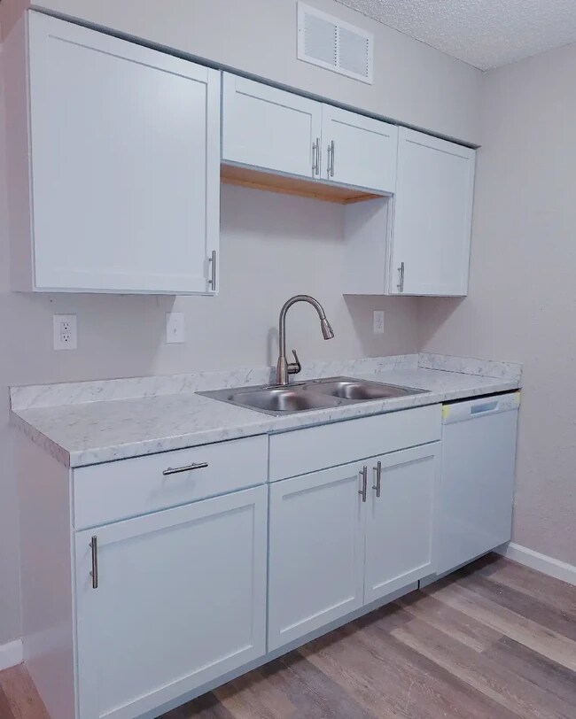 Foto del edificio - Knollwood