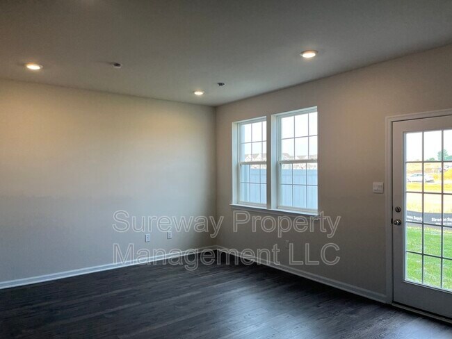 Building Photo - 9 Nelsons Way