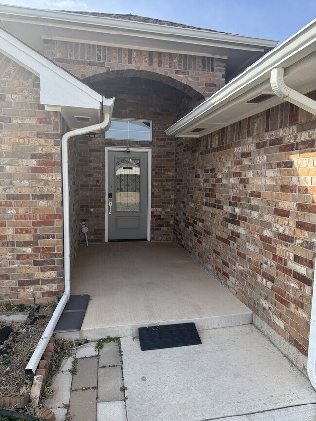 Photo - 9009 Yassir Blvd House