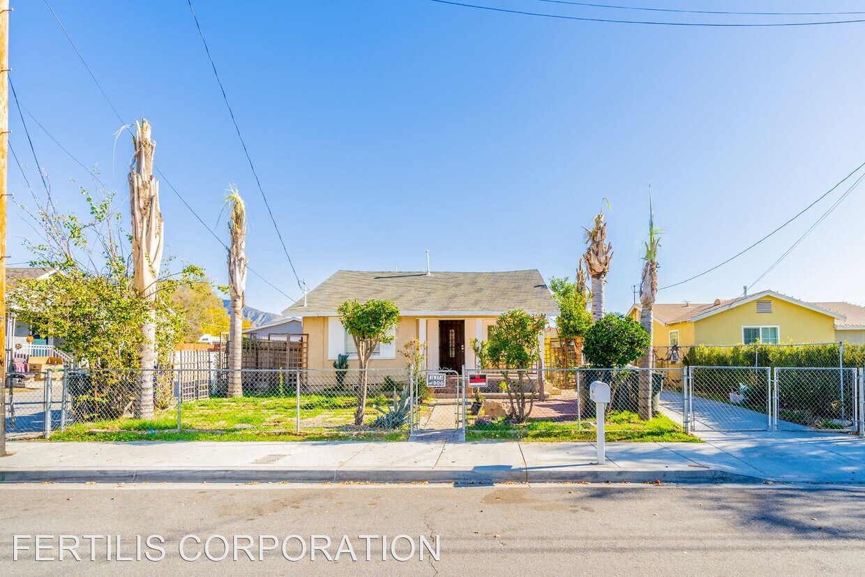 2 br, 1 bath House 7221 Olive Street House for Rent in Highland, CA