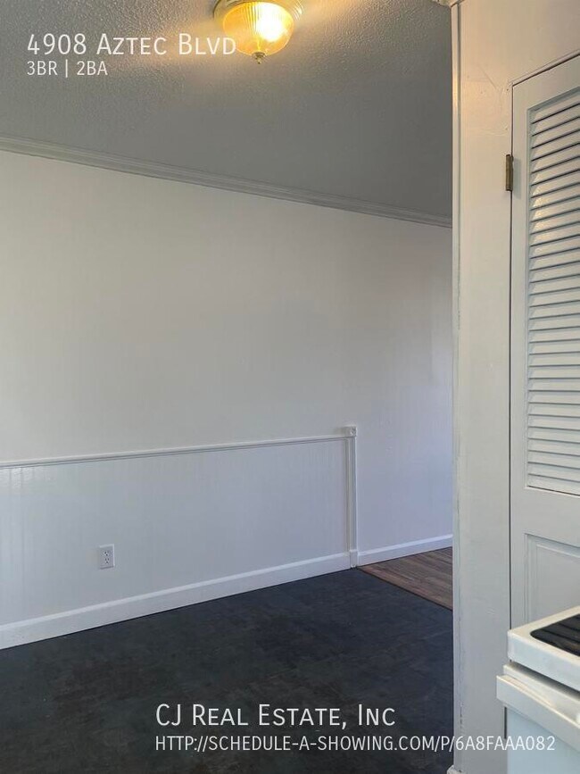 Foto del edificio - 4908 Aztec Blvd