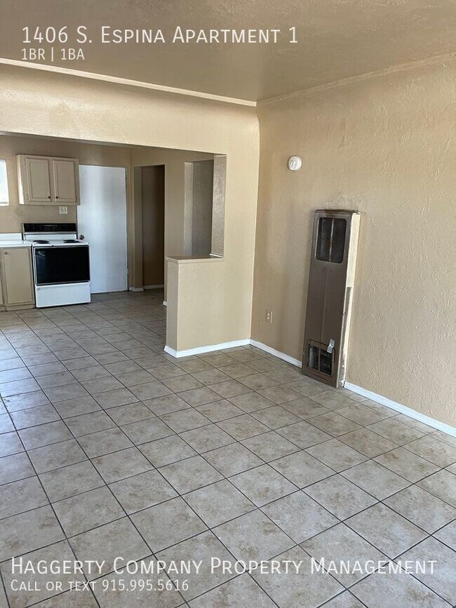 Building Photo - 1406 S Espina St