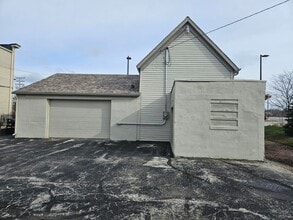 Building Photo - N91W16356-W16356 Pershing Ave