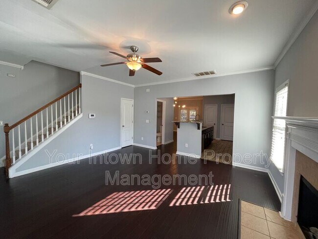 Building Photo - 1194 Oakland Lane SW