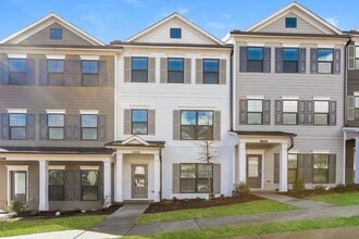 Building Photo - 771 Calvin Pk Dr