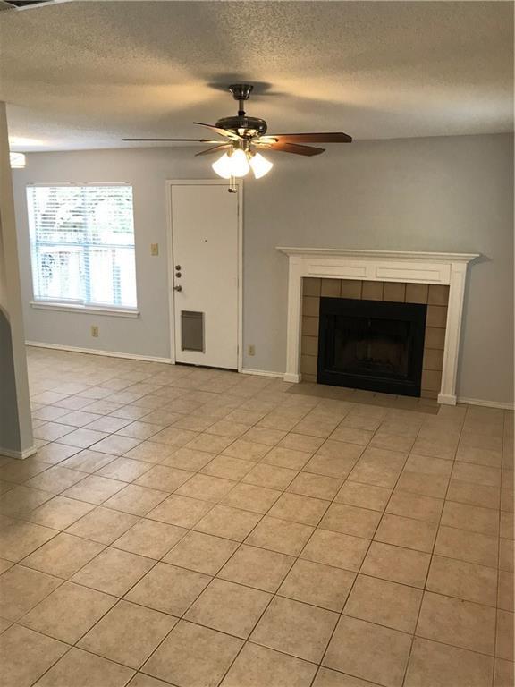 Building Photo - 5908 Parkwood Dr