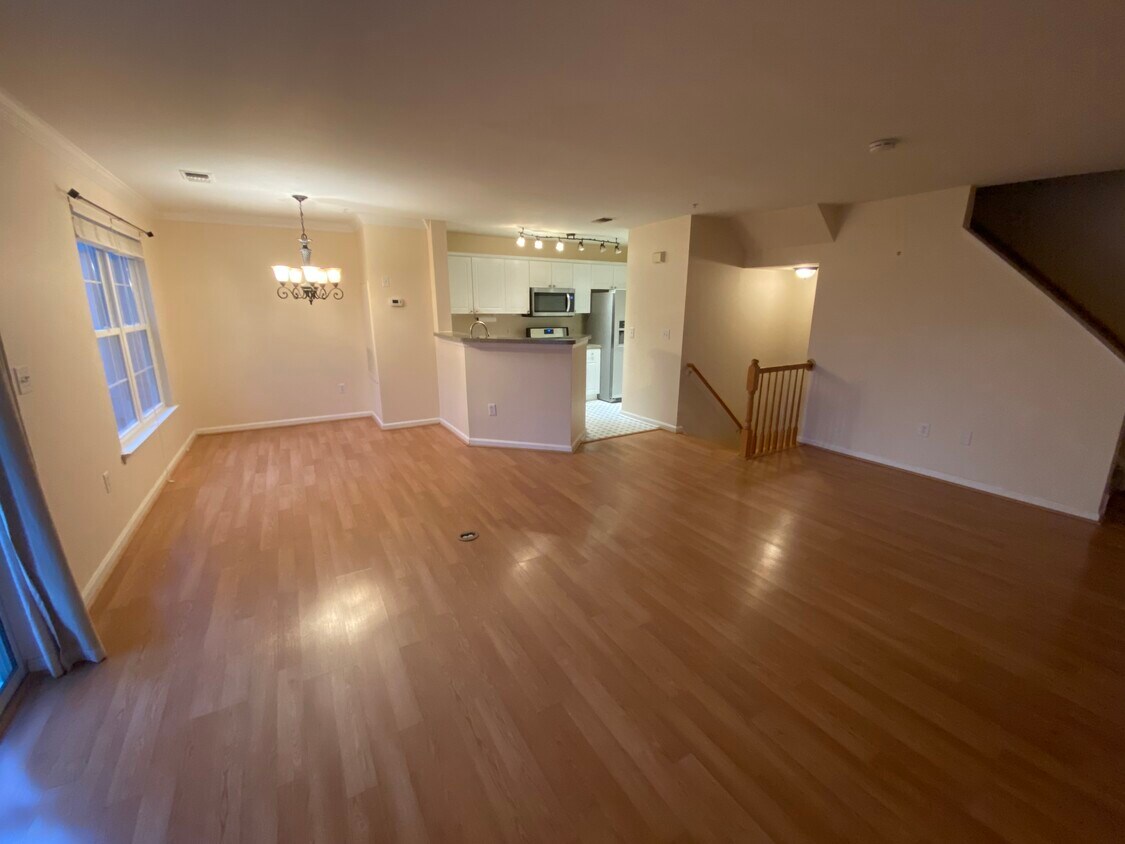 4560 Superior Sq Unit 4560, Fairfax, VA 22033 Condo for Rent in