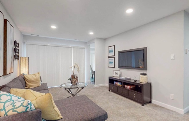 Foto del edificio - 14163 Castle Blvd