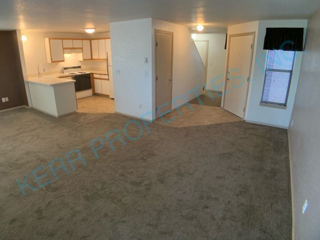 Foto del edificio - 7250 SE Thiessen Rd