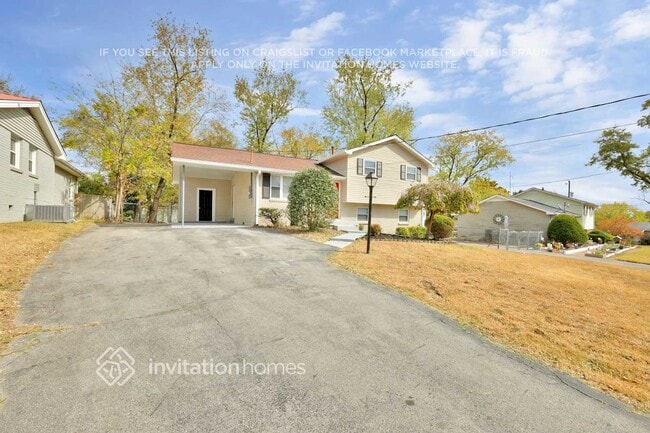 Building Photo - 6009 Lopez Ln