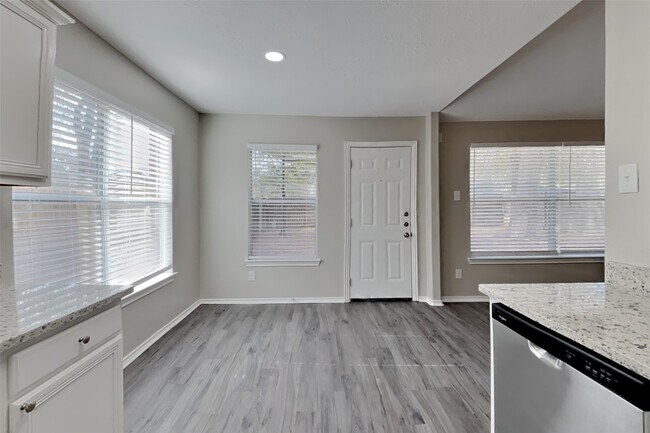 Building Photo - 20143 Glen Burn Ct