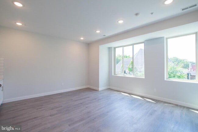 Building Photo - 2649 Titan St