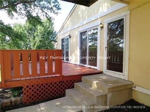 Primary Photo - 14070 W 88th St