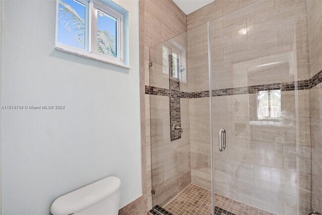 Building Photo - 18093 NW 87th Pl