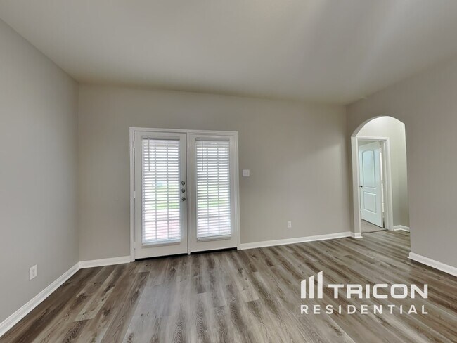 Building Photo - 22435 Bauer Canyon Dr