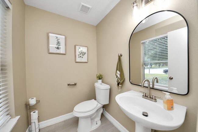 Foto del edificio - 19903 Bettencourt Ln