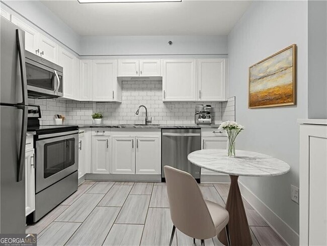 Building Photo - 2870 Pharr Ct S Northwest