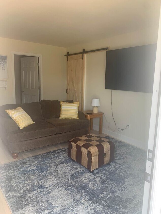 2247 Union Mills Rd, Troy, VA 22974 House Rental in Troy, VA