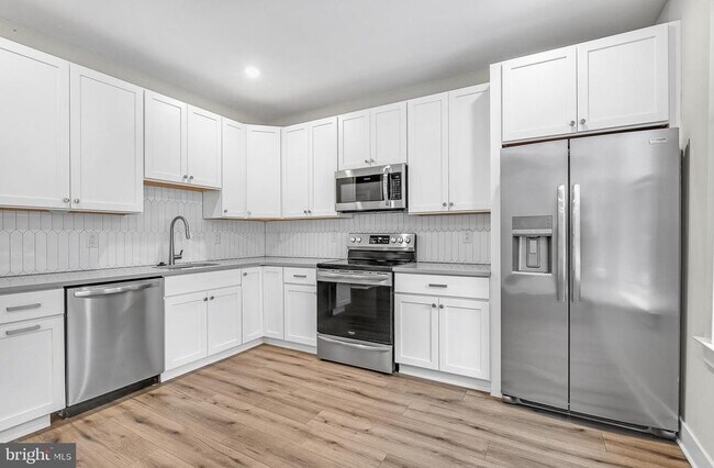 Building Photo - 5007 Pentridge St