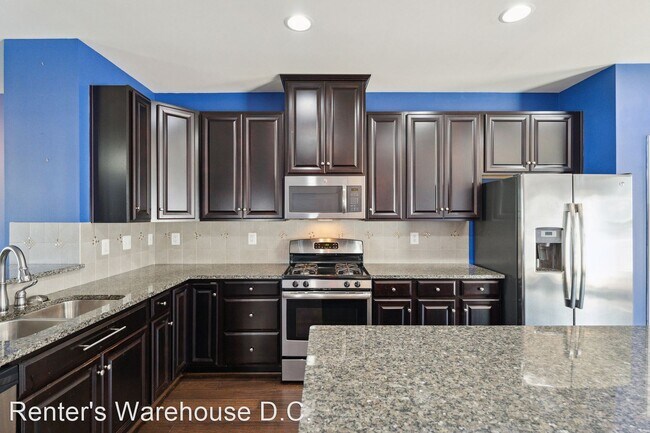 Building Photo - 3 br, 4 bath House - 6119 Halsted Ave