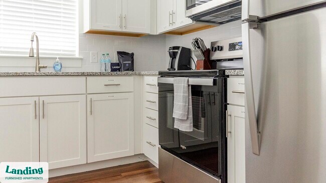 Foto del edificio - 901 Kelly Green Ln