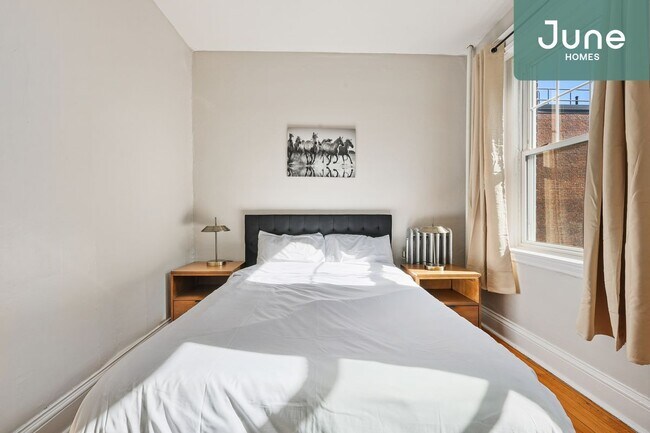 Building Photo - Full room in 3-bed/1.0-bath Home