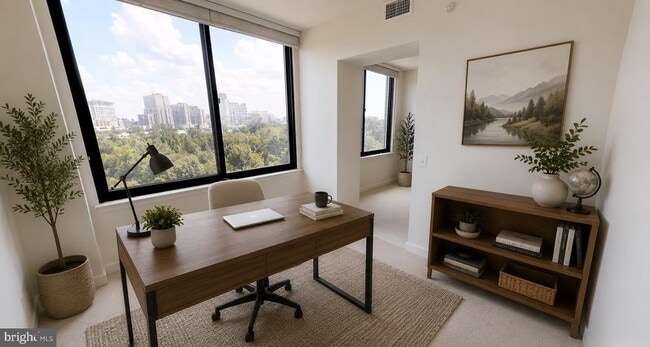 Foto del edificio - 2451 Midtown Ave