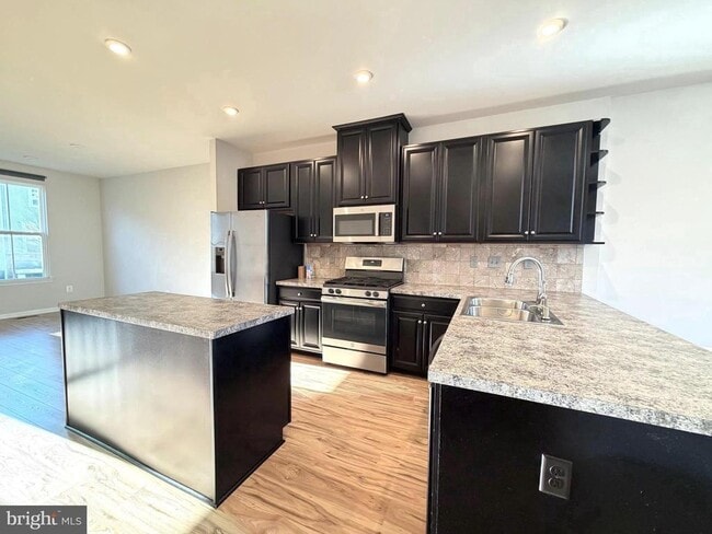 Building Photo - 1325 Bruley Rd