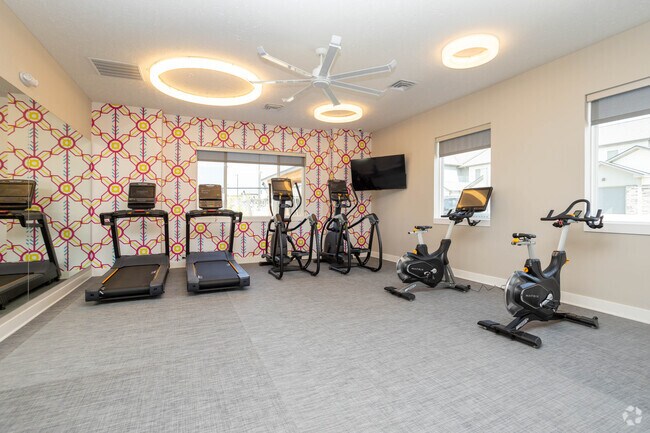 Gimnasio abierto las 24 horas - Vestara 72