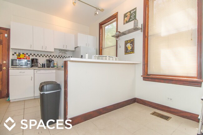 Foto del edificio - 1254 W Henderson St