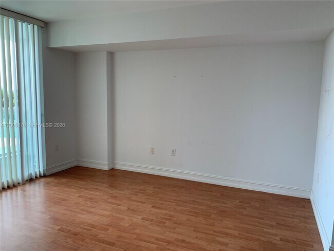 Foto del edificio - 1800 N Bayshore Dr