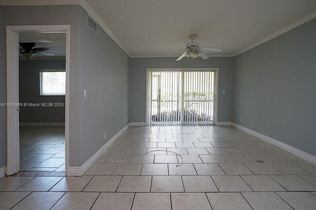 Building Photo - 2854 NW 55th Ave