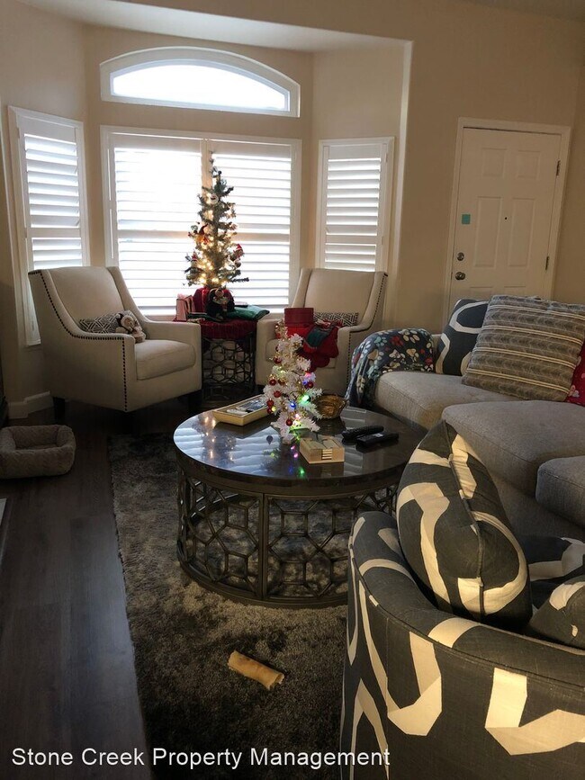 Foto del edificio - 3 br, 2 bath House - 1642 Steinbeck Dr.