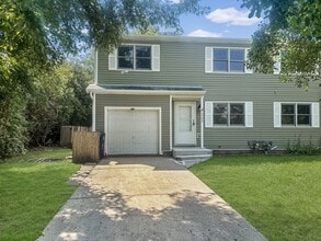 Building Photo - 3745 Johns Manville Ave