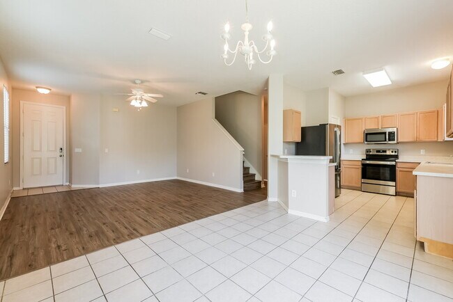 Foto del edificio - 7624 Devonbridge Garden Way